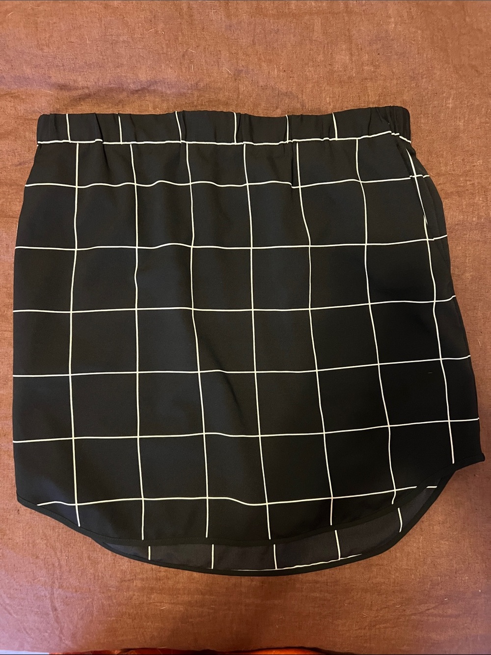 Trouve Black Mini Skirt with White Windowpane Grid